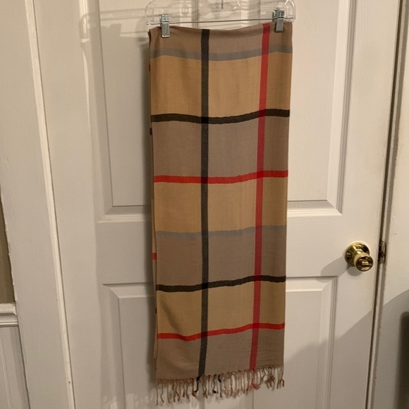 No Name Accessories - Traditional Oversized 100% Viscose Plaid Scarf